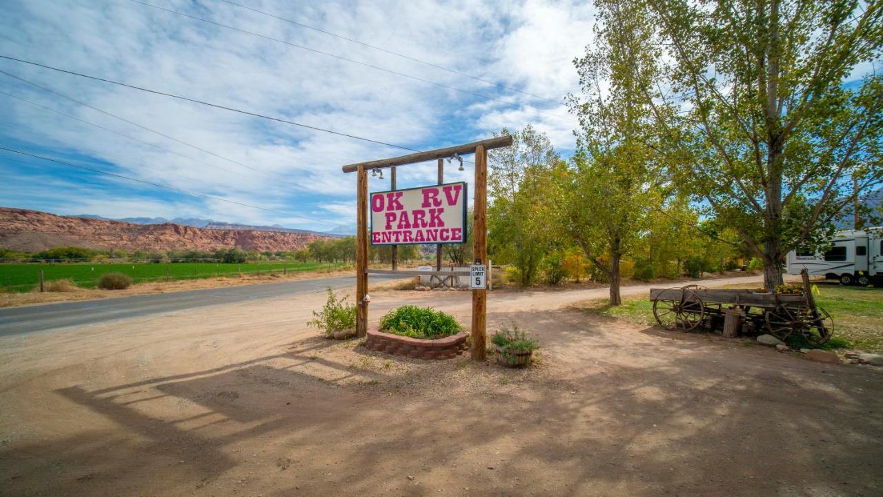 Outdoor Glamping Large Rv Setup Ok63 Apartment Moab Exterior photo